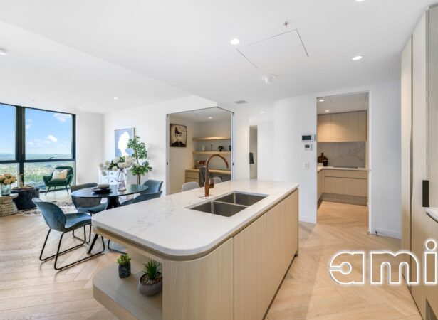 AMI Real Estate, Qv Melbourne, Australia