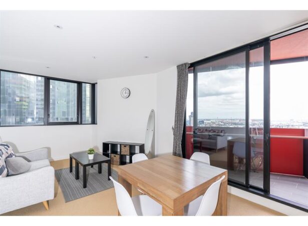 AMI Real Estate, Qv Melbourne, Australia