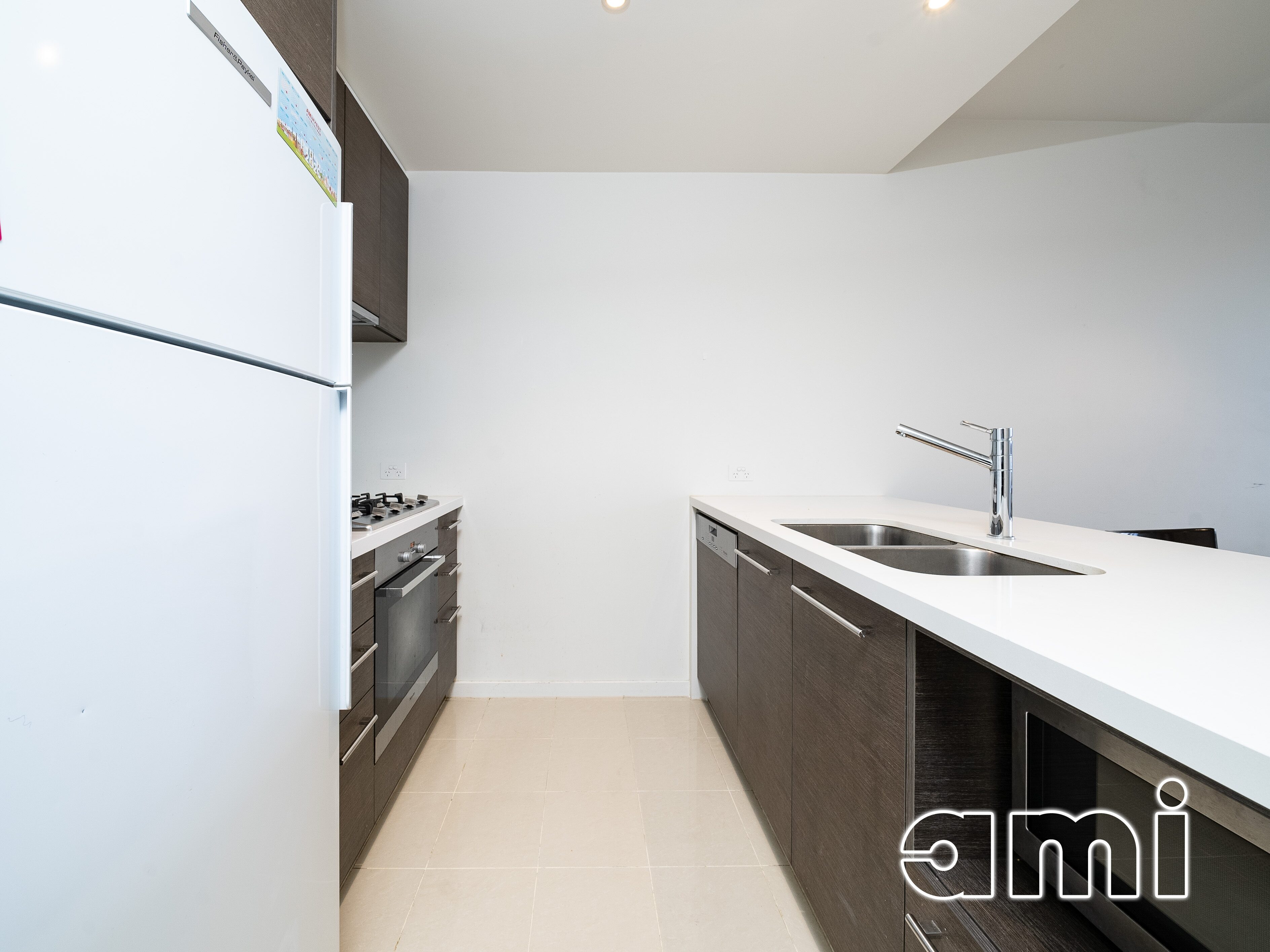 Gallery Thumbnail 10