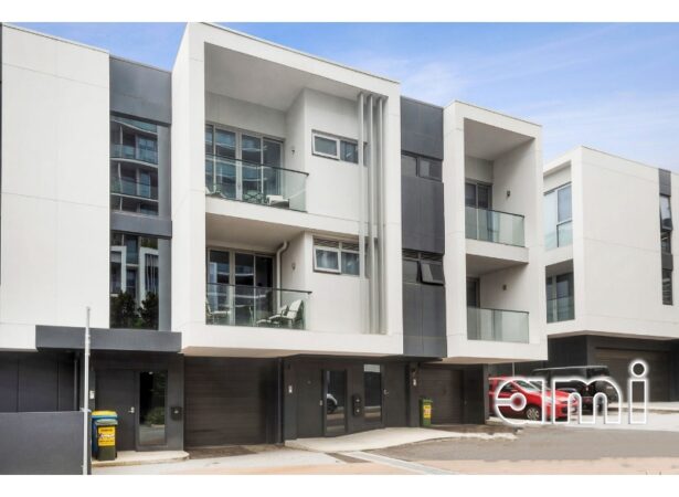 AMI Real Estate, Qv Melbourne, Australia