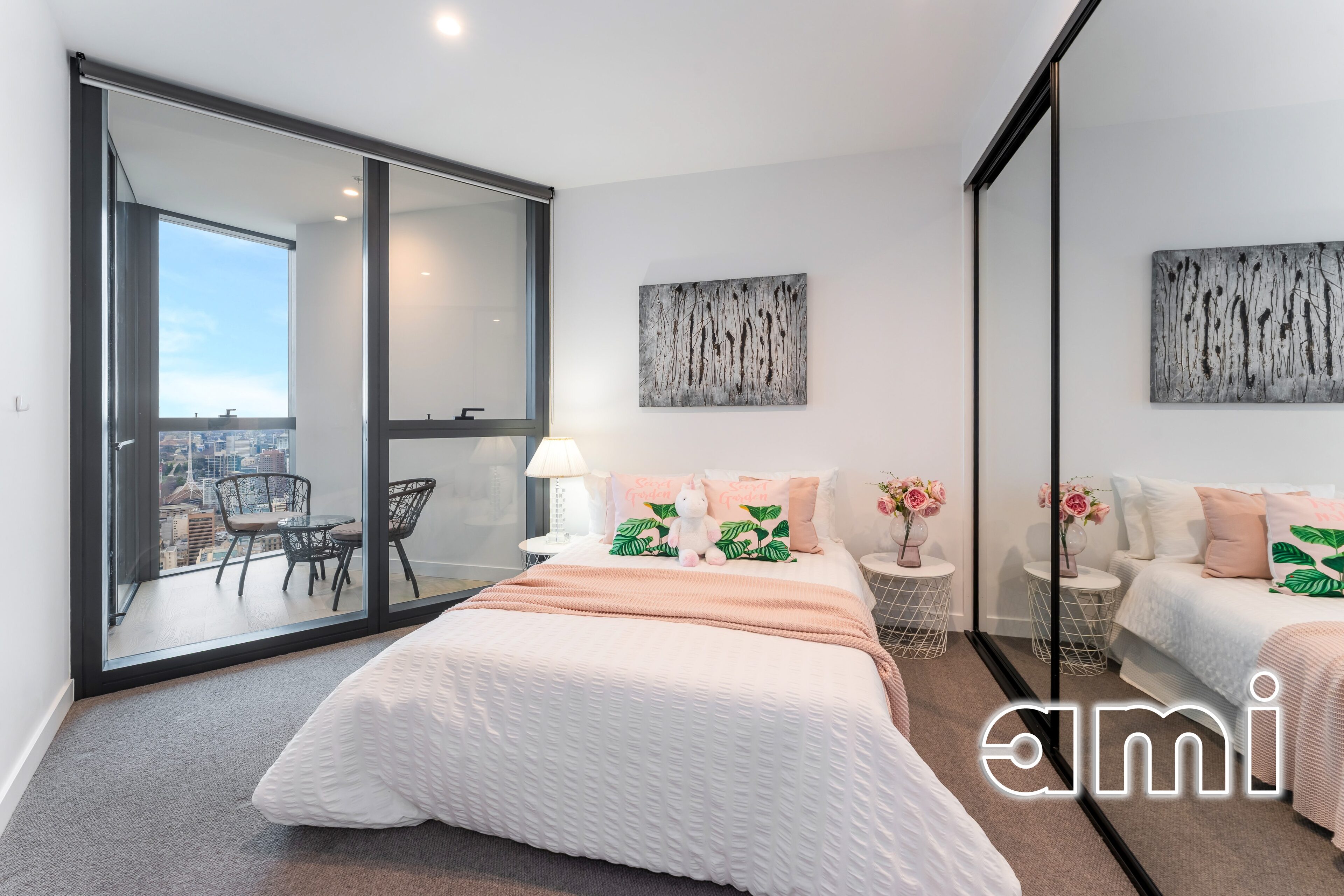 Gallery Thumbnail 10