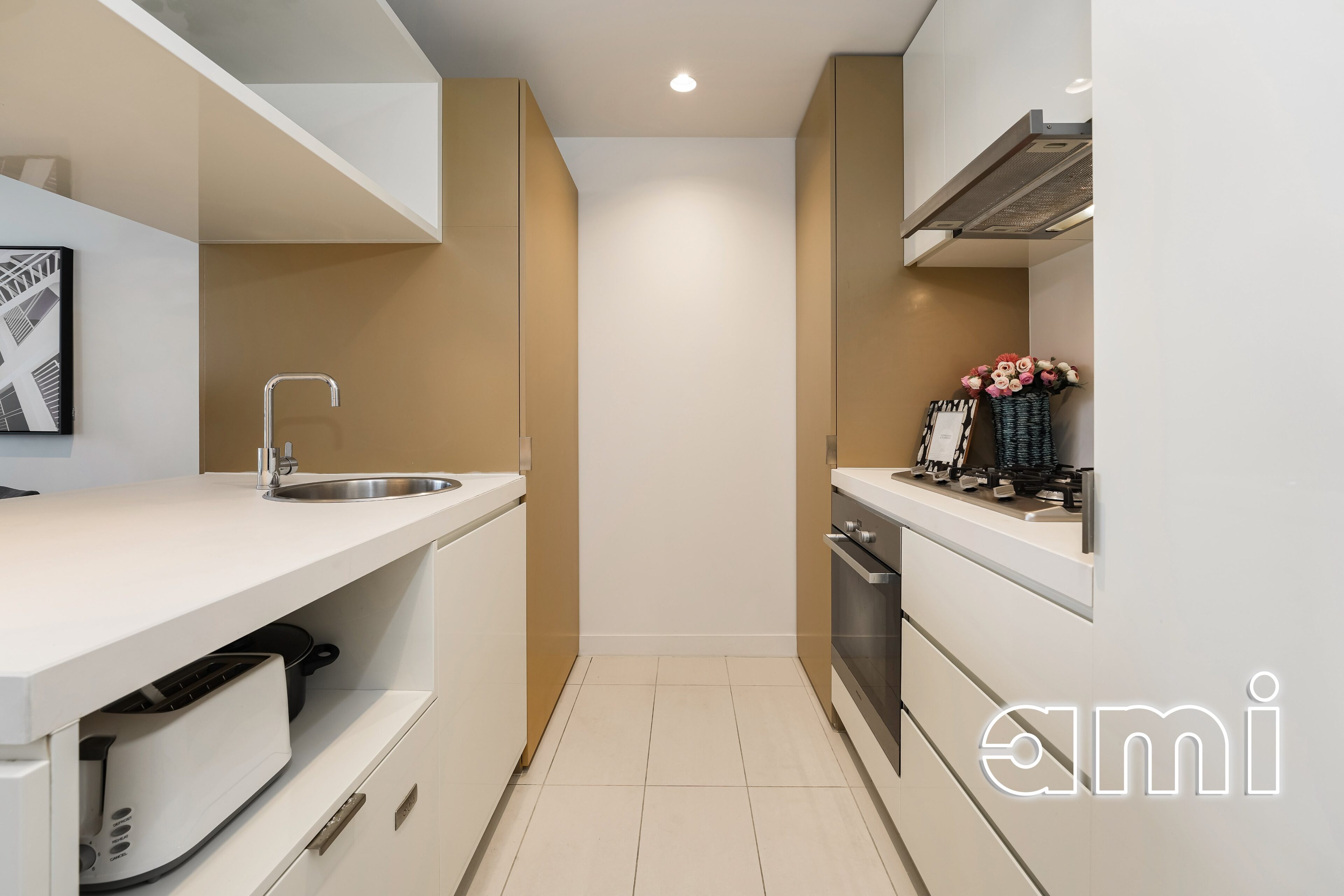 Gallery Thumbnail 10