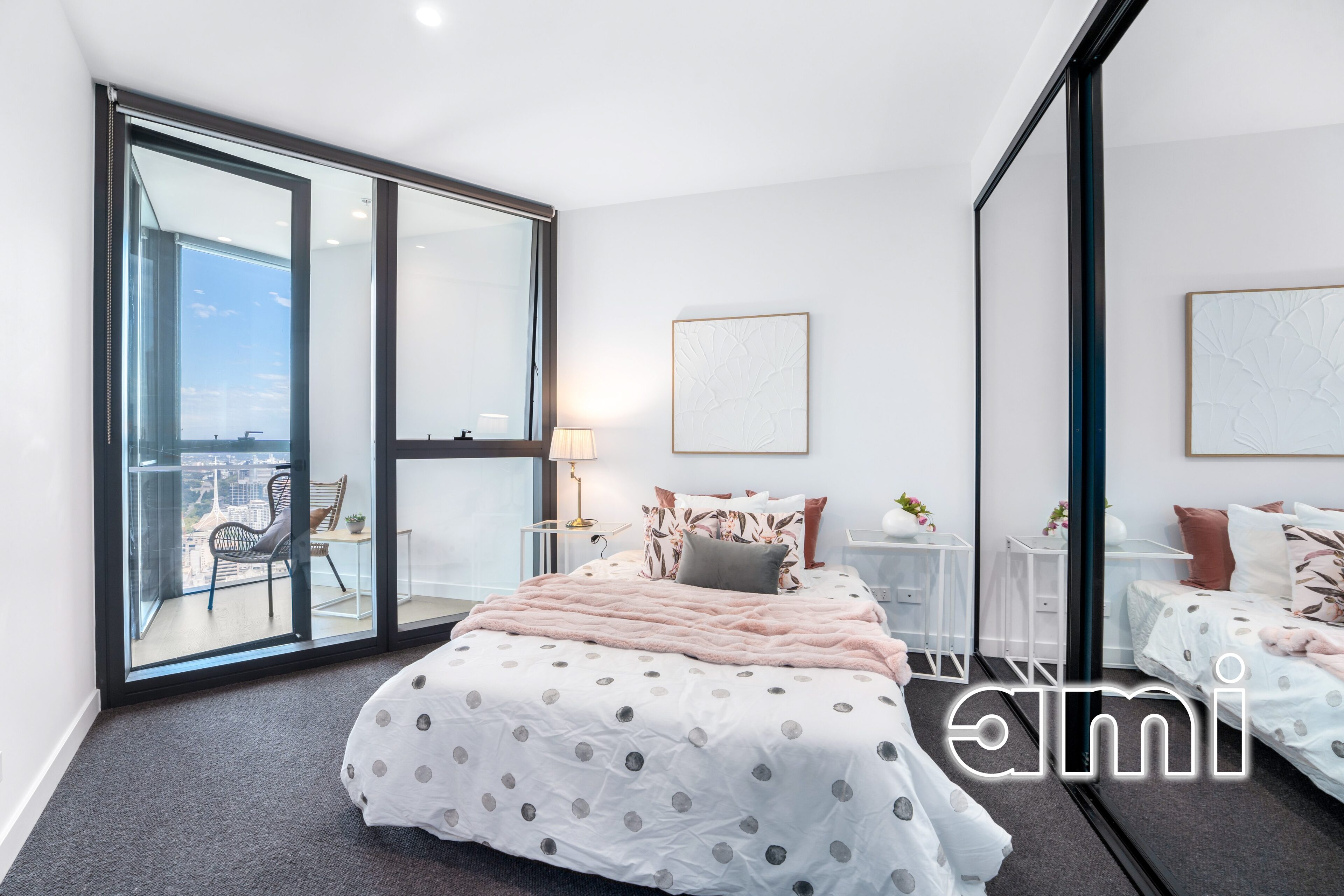 Gallery Thumbnail 10